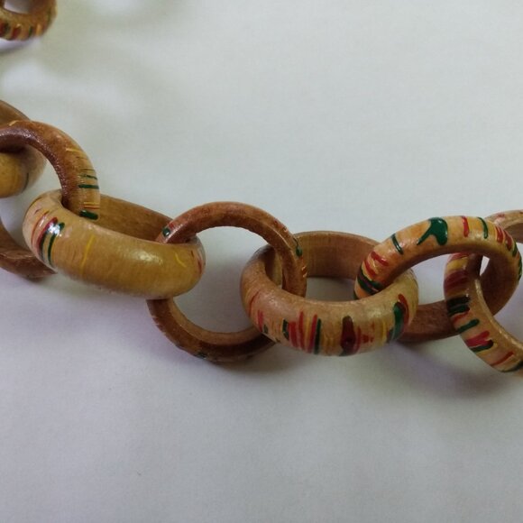 Vintage Wooden Link Ring Necklace Tropical Hand Painted Jewelry Antique Clasp - Picture 3 of 16
